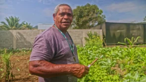 still-horizontal-7-LEILA-DA-SILVA-Xavier-Aqui-de-fome-nao-morro